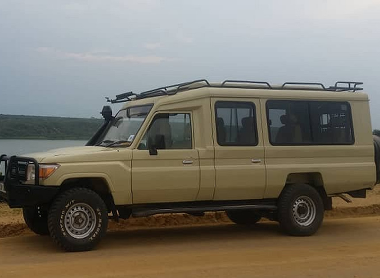 extended land–cruiser