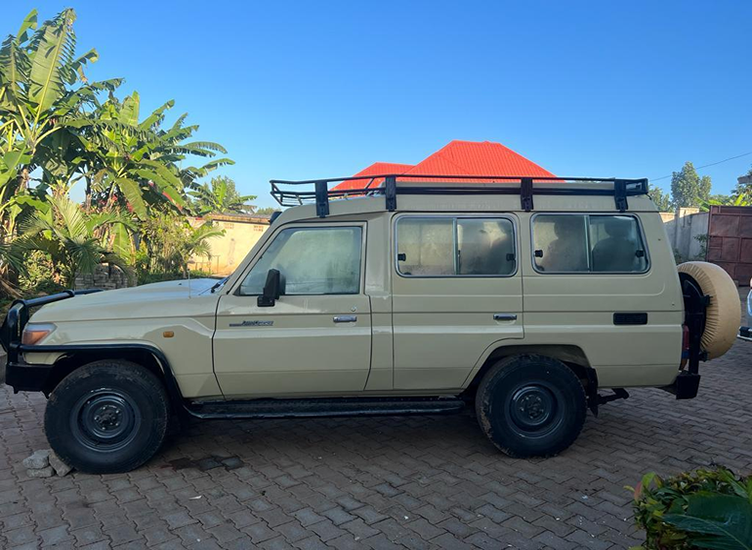 land cruiser 79 series